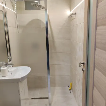 Garsoniera Astra Lägenhet *